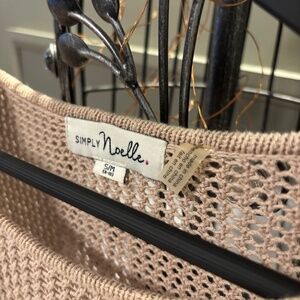 Simply Noelle Taupe Open Knit Sweater Size S/M Button Hem Lightweight